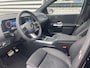 Mercedes-Benz B-klasse 250 e Business Solution AMG | Panoramadak | Apple Carplay & Android Auto | Stoelverwarming