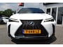 Lexus UX 250h F Sport Design NL-AUTO FACELIFT STOELVERW TRIPLE-LED
