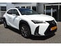 Lexus UX 250h F Sport Design NL-AUTO FACELIFT STOELVERW TRIPLE-LED