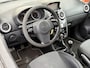 Opel Corsa 1.4 16V Cosmo Cruise Airco Navi Lmv