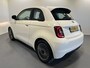 Fiat 500 Icon 42 kWh | SoH 93.6% | Navigatie/Android/Apple Carplay | LM Velgen 16" | Cruise Control | DAB | Cruise Control | Airco |