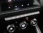 Renault Clio TCe 100pk Intens | Apple Carplay / Android Auto | Lichtmetalen velgen | Cruise control |