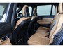 Volvo XC90 T8 Recharge AWD Inscription Intro Edition - Luchtvering - Panorama/schuifdak - IntelliSafe Assist & Surround - 360º Camera - Harman/Kardon audio - Adaptieve LED koplampen - Verwarmde voorstoelen, stuur & achterbank - Parkeersensoren voor & achter - Elektr. bedienb. voorstoelen met geheugen - Geventileerde voorstoelen - Head up display - 20' LMV