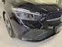 Mercedes-Benz B-klasse 180 Luxury Line | Trekhaak | LED | Leder | Lichtmetalen velgen 18" |