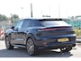 Porsche Cayenne Coupé 3.0 E-Hybrid Spor Chrono 470 pk | NL-Auto | Keyless | Luchtvering | HUD | 360 gr. camera | Softclose | Pano | Nieuwstaat
