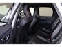 Volvo XC60 T6 Recharge AWD Plus Black Edition - Panorama/schuifdak - IntelliSafe Assist & Surround - Harman/Kardon audio - Parkeercamera achter - Verwarmde voorstoelen, stuur & achterbank - Parkeersensoren voor & achter - Elektr. bedienb. voorstoelen met geheugen - Extra getint glas - 21' LMV