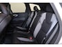 Volvo XC60 T6 Recharge AWD Plus Black Edition - Panorama/schuifdak - IntelliSafe Assist & Surround - Harman/Kardon audio - Parkeercamera achter - Verwarmde voorstoelen, stuur & achterbank - Parkeersensoren voor & achter - Elektr. bedienb. voorstoelen met geheugen - Extra getint glas - 21' LMV