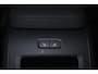 Volvo XC60 T6 Recharge AWD Plus Black Edition - Panorama/schuifdak - IntelliSafe Assist & Surround - Harman/Kardon audio - Parkeercamera achter - Verwarmde voorstoelen, stuur & achterbank - Parkeersensoren voor & achter - Elektr. bedienb. voorstoelen met geheugen - Extra getint glas - 21' LMV
