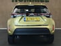Toyota Yaris Cross 1.5 VVT-I Active - ADAPTIEVE CRUISE CONTROL - DRAADLOZE OPLADER - AIRCO - APPLE CARPLAY/ ANDROID AUTO - LICHT EN REGENSENSOR - 4 SEIZOENENBANDEN - ARMSTEUN VOOR - 16 INCH LICHT METALEN VELGEN