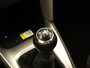 Toyota Yaris Cross 1.5 VVT-I Active - ADAPTIEVE CRUISE CONTROL - DRAADLOZE OPLADER - AIRCO - APPLE CARPLAY/ ANDROID AUTO - LICHT EN REGENSENSOR - 4 SEIZOENENBANDEN - ARMSTEUN VOOR - 16 INCH LICHT METALEN VELGEN