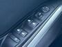 Opel Grandland X 1.2 Turbo Online Edition AUTOMAAT | TREKHAAK | PANORAMADAK | PARKEERSENSOREN V+A | NAVIGATIE FULL MAPP | CLIMATE CONTROLE |