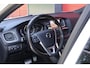 Volvo V40 1.5 T3 150pk Automaat Sport | Origineel NL | R-Design | Panoramadak | Harman/Kardon | Camera |