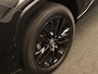 Toyota RAV4 2.5 Hybrid AWD Black Edition - ORIGINEEL NEDERLANDSE AUTO - AFKOMSTIG VAN 1E EIGENAAR - AWD - ALARM KLASSE 3 - ELEKTRISCHE ACHTERKLEP - CAMERA IN BINNENSPIEGEL - DODEHOEK DETECTIE - DRAADLOZE TELEFOONLADER - APPLE CARPLAY/ ANDROID AUTO - PARKEERSENSOREN VOOR / ACHTER - JBL AUDIO- 360 GRADEN CAMERA