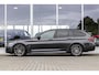 BMW 5-Serie Touring 520i High Executive | Pano | Stoelventilatie | E-Trekhaak