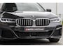 BMW 5-Serie Touring 520i High Executive | Pano | Stoelventilatie | E-Trekhaak