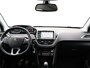 Peugeot 2008 1.2 PureTech Allure Panormadak | Parkeersenoren | Camera | Navigatie | Climat Control | Cruise Control | 17" Lichtmetalen Velgen