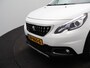 Peugeot 2008 1.2 PureTech Allure Panormadak | Parkeersenoren | Camera | Navigatie | Climat Control | Cruise Control | 17" Lichtmetalen Velgen