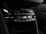 Peugeot 2008 1.2 PureTech Allure Panormadak | Parkeersenoren | Camera | Navigatie | Climat Control | Cruise Control | 17" Lichtmetalen Velgen