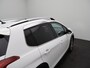 Peugeot 2008 1.2 PureTech Allure Panormadak | Parkeersenoren | Camera | Navigatie | Climat Control | Cruise Control | 17" Lichtmetalen Velgen