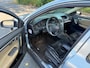 Volvo V70 2.4 D5 Comfort Line ZO INGERUILD DUS ZO WEG PRIJSJE