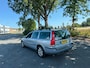 Volvo V70 2.4 D5 Comfort Line ZO INGERUILD DUS ZO WEG PRIJSJE