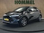 Toyota C-HR / C-HR+ 2.0 Plug-in Hybrid 220 Dynamic - ORIGINEEL NEDERLANDSE AUTO - AFKOMSTIG VAN 1E EIGENAAR - 2 LAADKABELS - DODEHOEK DETECTIE - 18 INCH LICHT METALEN VELGEN - STUURVERWARMING - VOORSTOELEN VERWARMD - PARKEERSENOREN VOOR/ACHTER