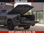 Dodge Ram LIMITED NIGHT 5.7 V8 402PK | HUD | 4PL WHEELS | LUCHTVERING |OPEN UILAAT KLEP | BOM VOL | GRANITE CRYSTAL | DC | CREW CAB | DUBBELE CABINE | 5 PERSOONS GRIJSKENTEKEN | EERSTE EIGENAAR | TOP STAAT 44000 KM |