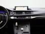 Lexus CT 200h Ultimate Edition | Automaat | Apple Carplay/Android Auto | DVD speler | LED dagrijverlichting | Line Assist | Camera | 12 Maanden Garantie |