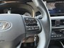 Hyundai i10 1.0 Premium Navigatie / Camera / Cruise Control / Sensoren Achter / Apple&Android Carplay / Bluetooth / DAB / All-Season banden