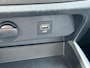Hyundai i10 1.0 Premium Navigatie / Camera / Cruise Control / Sensoren Achter / Apple&Android Carplay / Bluetooth / DAB / All-Season banden