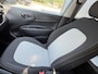 Hyundai i10 1.0 Premium Navigatie / Camera / Cruise Control / Sensoren Achter / Apple&Android Carplay / Bluetooth / DAB / All-Season banden