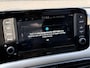 Hyundai i10 1.0 Premium Navigatie / Camera / Cruise Control / Sensoren Achter / Apple&Android Carplay / Bluetooth / DAB / All-Season banden