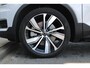 Volvo XC40 232PK Recharge Plus | Adapt. Cruise | BLIS | Warmtepomp | Camera + PDC | 20" LMV | Getint glas |