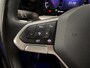 Volkswagen Golf 1.0 eTSI 110pk Automaat Life Climate control LED Lane Assist App Connect Cruise Control Climatronic Lichtmetalen Velgen Velgen Winterpakket