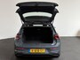 Volkswagen Golf 1.0 eTSI 110pk Automaat Life Climate control LED Lane Assist App Connect Cruise Control Climatronic Lichtmetalen Velgen Velgen Winterpakket