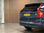 Volvo XC90 T8 AWD Recharge Plus Bright Vol! | Luchtvering | Stoelventilatie | 360° Camera | Harman Kardon | 455pk | Schuifdak | Adaptieve Cruise Control | Stoelverwarming voor+achter | Stuurwielverwarming | 21 Inch | Full LED meesturende koplampen | Pilot Assist | BLIS Dode Hoek Detectie | Elektrische voorstoelen geheugen | Nappa lederen bekleding | Lederen dashboard | Elektrisch verstelbare zijwangen | Keyless Drive | Parkeersensoren voor+achter | Google Infotainment | Privacy Glass | Elektrisch bedienbare achterklep | Geïntegreerd kinderzitje achterin | Geïntegreerde zongordijnen achterportieren | 7-Persoons | 4-Zone Climate Control | DAB Radio | Apple Carplay/Android Auto | Draadloos telefoon opladen | Verlichte instaplijsten | Volvo On Call met mobiele App functie | Denim Blue Metallic |