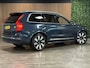 Volvo XC90 T8 AWD Recharge Plus Bright Vol! | Luchtvering | Stoelventilatie | 360° Camera | Harman Kardon | 455pk | Schuifdak | Adaptieve Cruise Control | Stoelverwarming voor+achter | Stuurwielverwarming | 21 Inch | Full LED meesturende koplampen | Pilot Assist | BLIS Dode Hoek Detectie | Elektrische voorstoelen geheugen | Nappa lederen bekleding | Lederen dashboard | Elektrisch verstelbare zijwangen | Keyless Drive | Parkeersensoren voor+achter | Google Infotainment | Privacy Glass | Elektrisch bedienbare achterklep | Geïntegreerd kinderzitje achterin | Geïntegreerde zongordijnen achterportieren | 7-Persoons | 4-Zone Climate Control | DAB Radio | Apple Carplay/Android Auto | Draadloos telefoon opladen | Verlichte instaplijsten | Volvo On Call met mobiele App functie | Denim Blue Metallic |