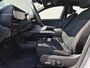 Hyundai Ioniq 6 Connect 77.4 kWh / 100% SOH / 8 jaar Batterijgarantie / Fabrieksgarantie tot 04-2029 / Dealer onderhouden / CCS snelladen / All season banden / Stuur- & Stoel verwarming / Elektrische achterklep / Achteruitrijcamera / Adaptief cruise control / Apple Carplay Android Auto / Keyless Entry/Start /