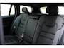 Volvo V60 2.0 T8 Plug-in hybrid AWD Plus Dark | Apple carplay/ Android auto | Electronic climate control | Lederen bekleding | 18" lichtmetalen velgen | Voorstoelen verwarmd | Achterbank verwarmd |  Elektronische lendensteun | Elektrisch uitklapbare trekhaak | Verwarmde voorruit |