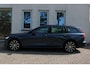 Volvo V60 2.0 T8 Plug-in hybrid AWD Plus Dark | Apple carplay/ Android auto | Electronic climate control | Lederen bekleding | 18" lichtmetalen velgen | Voorstoelen verwarmd | Achterbank verwarmd |  Elektronische lendensteun | Elektrisch uitklapbare trekhaak | Verwarmde voorruit |