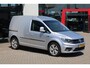 Volkswagen Caddy 2.0 TDI L1H1 BMT Highline Executive, 102PK / 75kW DSG, navigatie, cruise control, lederen bekleding, xenon + LED, 2-zone climatronic, stoelverwarming, scheidingswand + ruit, 17" LMV, parkeersensoren achter, trekhaak, privacy glas, DAB+ en achteruitrijcamera