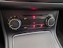 Mercedes-Benz B-klasse 180 Ambition Automaat Navi Ecc Cruise Control Alu Pdc Trekhaak