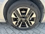 Peugeot 208 1.2 Hybrid 100 PK Allure | CarPlay | Climate | Park. sensoren voor & achter |