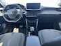 Peugeot 208 1.2 Hybrid 100 PK Allure | CarPlay | Climate | Park. sensoren voor & achter |