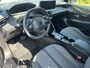 Peugeot 208 1.2 Hybrid 100 PK Allure | CarPlay | Climate | Park. sensoren voor & achter |