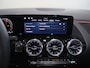 Mercedes-Benz B-klasse 250e Business Solution AMG | Panoramaschuifdak | Night | Winter pakket | Trekhaak | Stoelverwarming |