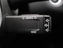 Renault Captur 1.3 TCe 140 Intens | Trekhaak 1500KG | Cruise control | Navigatie | Parkeersensoren achter |