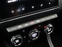 Renault Captur 1.3 TCe 140 Intens | Trekhaak 1500KG | Cruise control | Navigatie | Parkeersensoren achter |
