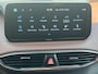 Hyundai Santa Fe 1.6 T-GDI PHEV Premium Sky / Fabrieksgarantie tot 05-2027 / Accu SoH 100 % EAER 58 km / Leder / Panorama Schuifdak / Afn. trekhaak 1.350 kg  / HUD / Elektrische stoelen & klep / Stoelventilatie / Stuur-, stoel- & achterbankverwarming / 19"LM wielen /