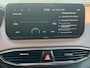 Hyundai Santa Fe 1.6 T-GDI PHEV Premium Sky / Fabrieksgarantie tot 05-2027 / Accu SoH 100 % EAER 58 km / Leder / Panorama Schuifdak / Afn. trekhaak 1.350 kg  / HUD / Elektrische stoelen & klep / Stoelventilatie / Stuur-, stoel- & achterbankverwarming / 19"LM wielen /